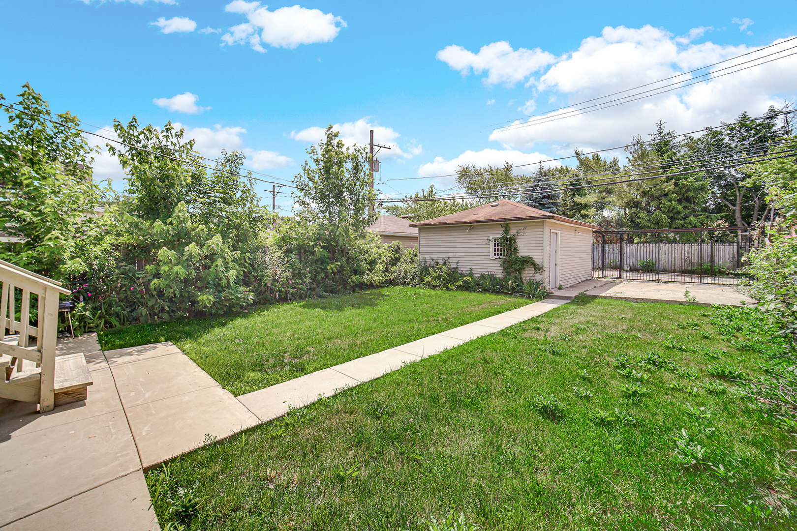 4125 W School Street