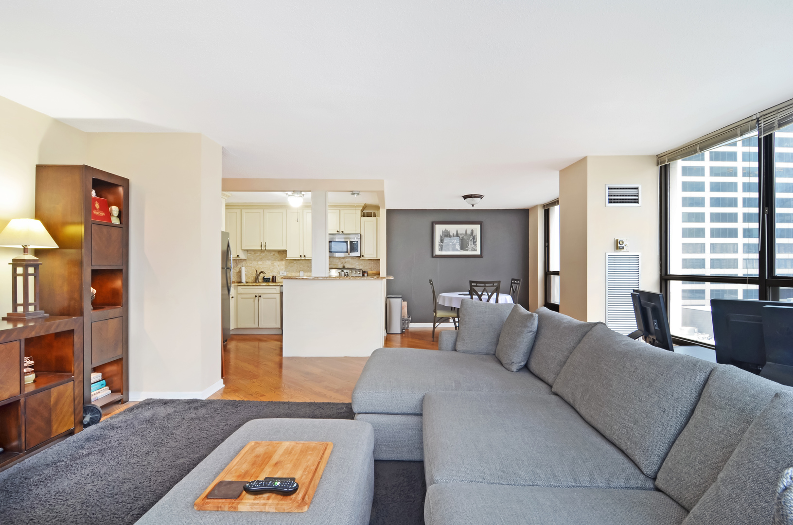 405 N Wabash Avenue 2211
