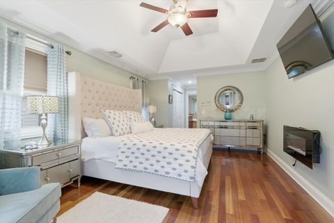 Tiny photo for 395 S Scott Street, Elmhurst, IL 60126 (MLS # 12621105)