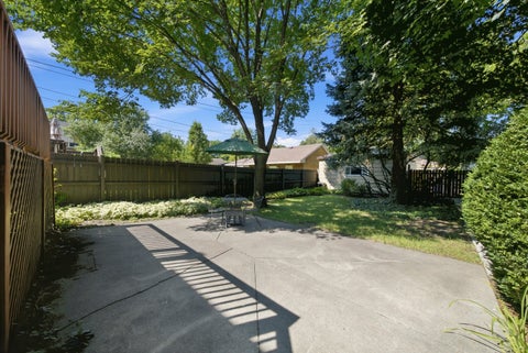 Tiny photo for 937 Wenonah Avenue, Oak Park, IL 60304 (MLS # 12720954)