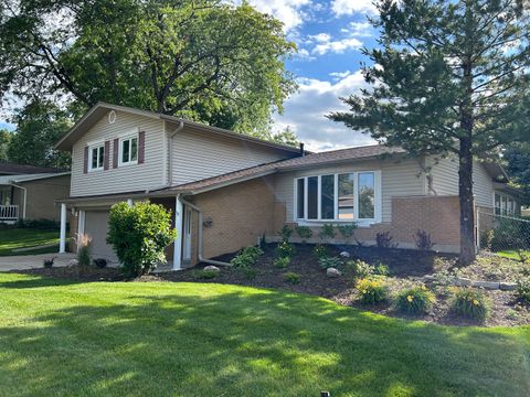 Tiny photo for 15118 Hillside Avenue, Oak Forest, IL 60452 (MLS # 12680225)