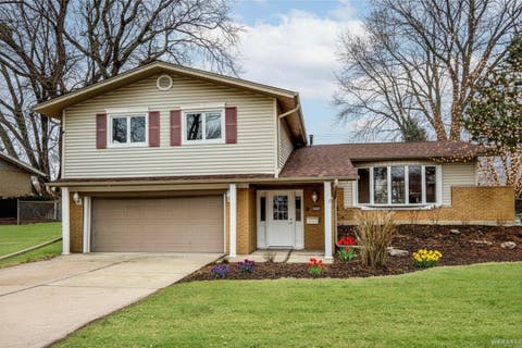 Photo of 15118 Hillside Avenue, Oak Forest, IL 60452 (MLS # 12680225)