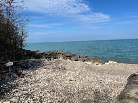 Tiny photo for 697 Bluff Road, Lake Bluff, IL 60044 (MLS # 12453475)