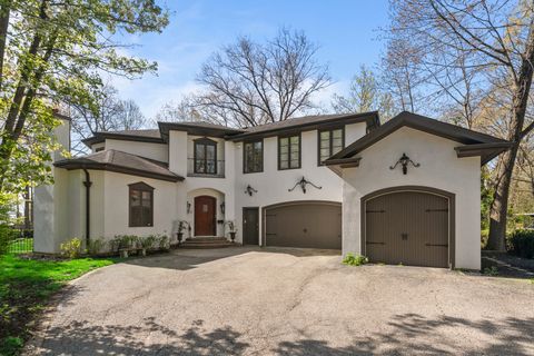 697 Bluff Road Lake Bluff IL 60044