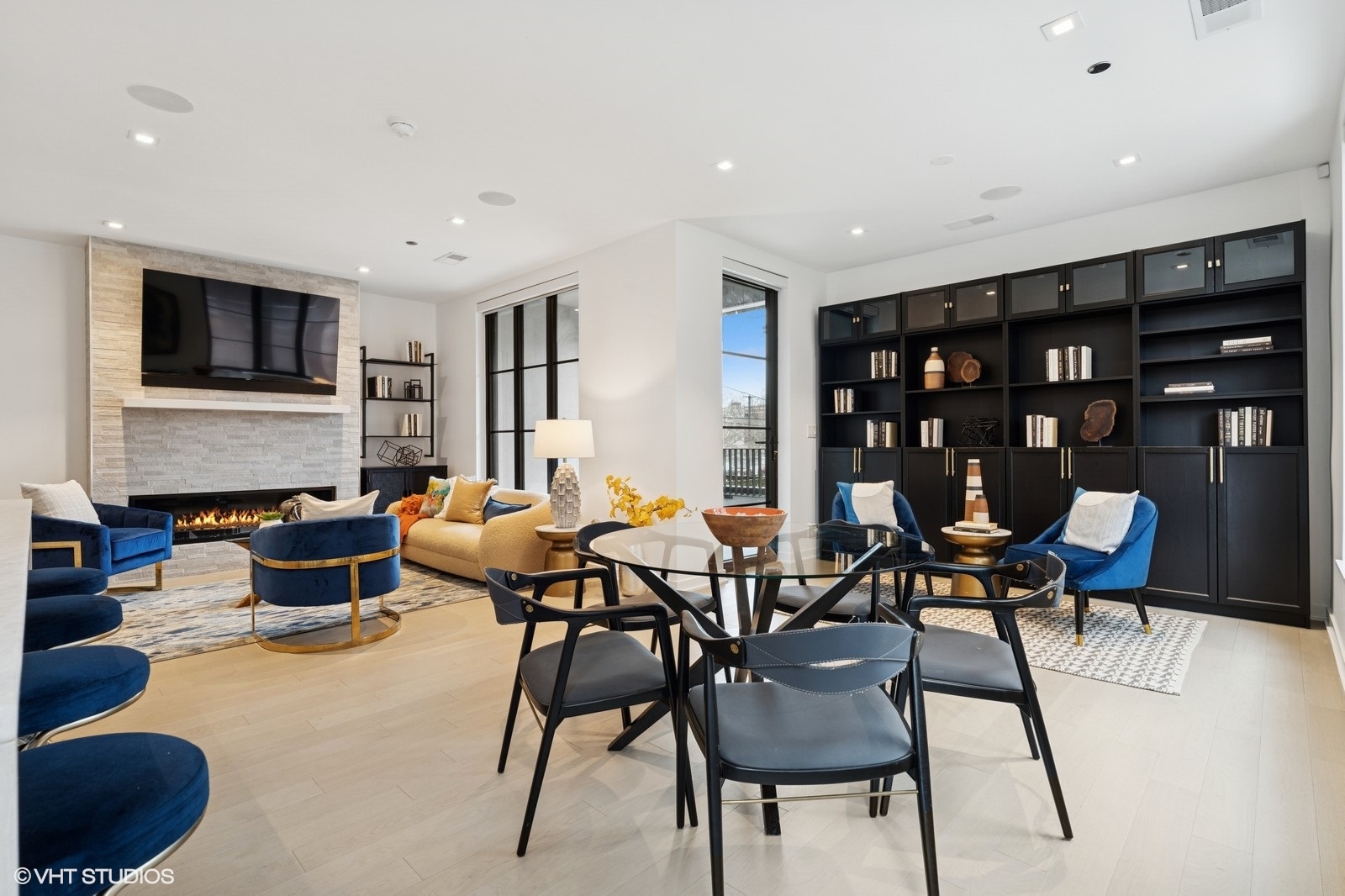 1400 W Monroe Street 2D