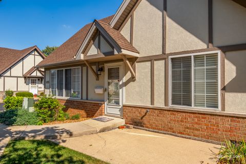 Tiny photo for 1694 WILLOW CIRCLE Drive, Crest Hill, IL 60403 (MLS # 12479841)