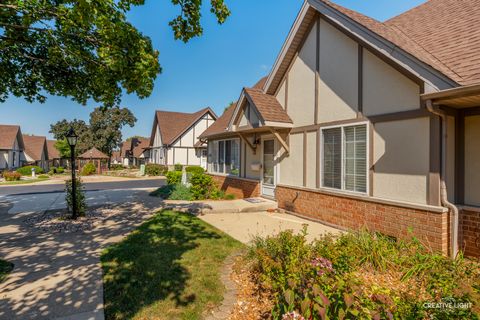 Tiny photo for 1694 WILLOW CIRCLE Drive, Crest Hill, IL 60403 (MLS # 12479841)