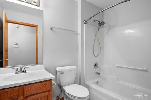 Tiny photo for 1694 WILLOW CIRCLE Drive, Crest Hill, IL 60403 (MLS # 12479841)