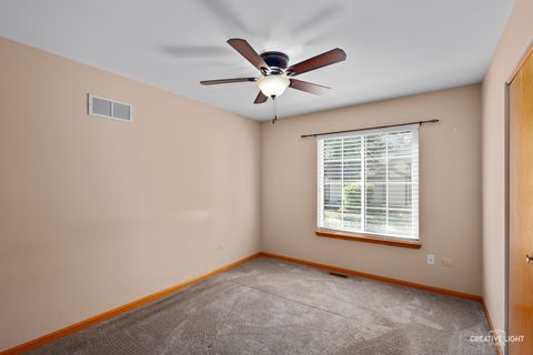 Tiny photo for 1694 WILLOW CIRCLE Drive, Crest Hill, IL 60403 (MLS # 12479841)