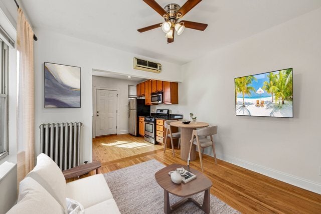 3257 W Olive Avenue 3