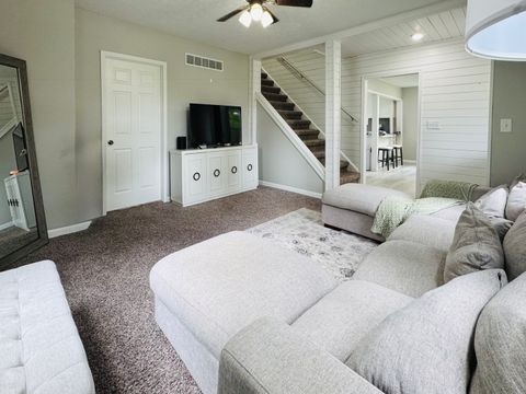 Tiny photo for 306 11th Avenue, Sterling, IL 61081 (MLS # 12590612)