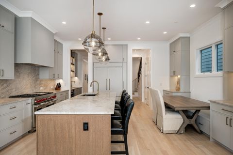 Tiny photo for 2205 W Huron Street, Chicago, IL 60612 (MLS # 12583477)