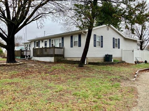 Tiny photo for 3311 B Street, Rock Falls, IL 61071 (MLS # 12609394)