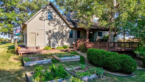 Tiny photo for 2115 E 875th Road, Tonica, IL 61370 (MLS # 12475070)