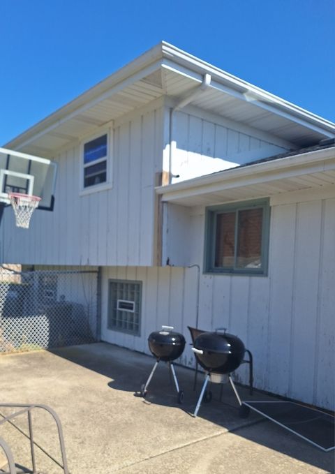 Tiny photo for 3136 Rosiclaire Court, South Chicago Heights, IL 60411 (MLS # 12598046)