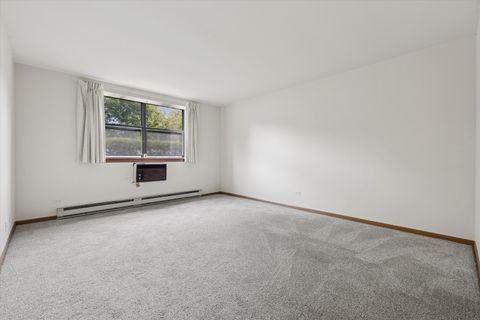 Tiny photo for 530 E Highland Avenue #A2, Villa Park, IL 60181 (MLS # 12495940)