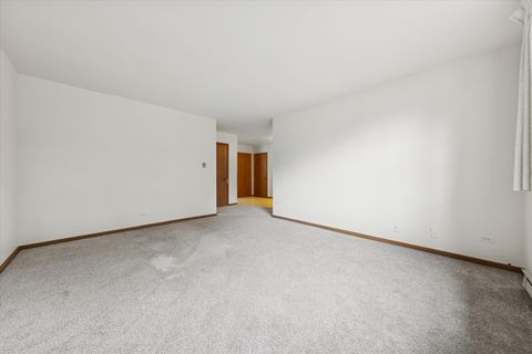 Tiny photo for 530 E Highland Avenue #A2, Villa Park, IL 60181 (MLS # 12495940)