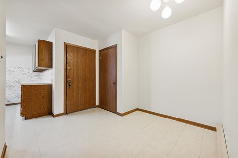 Tiny photo for 530 E Highland Avenue #A2, Villa Park, IL 60181 (MLS # 12495940)
