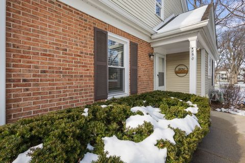 Photo of 250 Country Club Drive #250, Prospect Heights, IL 60070 (MLS # 12528811)