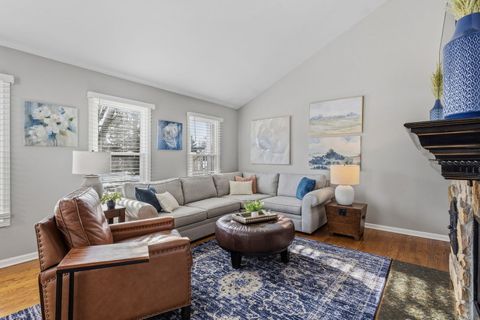 Tiny photo for 250 Country Club Drive #250, Prospect Heights, IL 60070 (MLS # 12528811)