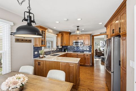 Tiny photo for 250 Country Club Drive #250, Prospect Heights, IL 60070 (MLS # 12528811)