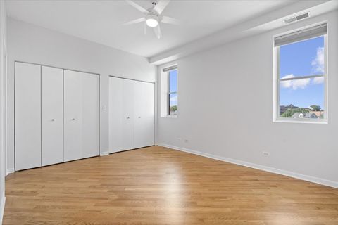 Tiny photo for 2337 W Wolfram Street #415, Chicago, IL 60618 (MLS # 12462733)