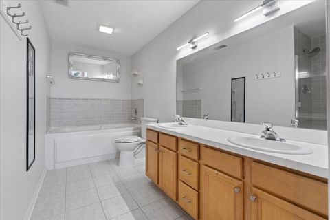 Tiny photo for 2337 W Wolfram Street #415, Chicago, IL 60618 (MLS # 12462733)