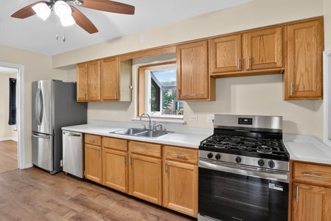 Tiny photo for 11701 S Bell Avenue, Chicago, IL 60643 (MLS # 12729457)