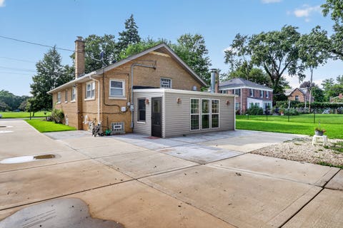 Tiny photo for 11701 S Bell Avenue, Chicago, IL 60643 (MLS # 12729457)