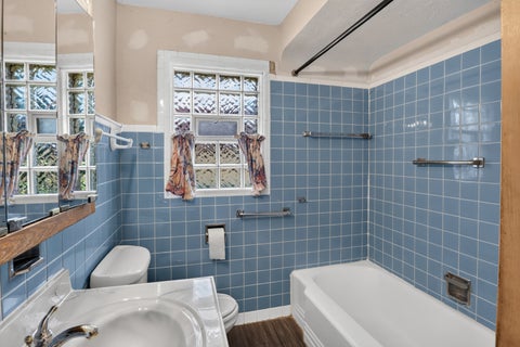 Tiny photo for 11701 S Bell Avenue, Chicago, IL 60643 (MLS # 12729457)