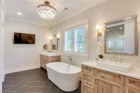 Tiny photo for 1422 Gregory Avenue, Wilmette, IL 60091 (MLS # 12493736)