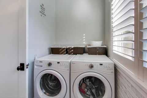 Tiny photo for 1422 Gregory Avenue, Wilmette, IL 60091 (MLS # 12493736)