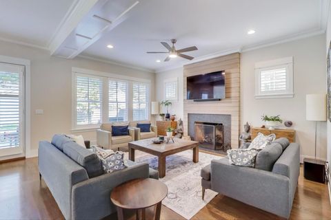 Tiny photo for 1422 Gregory Avenue, Wilmette, IL 60091 (MLS # 12493736)