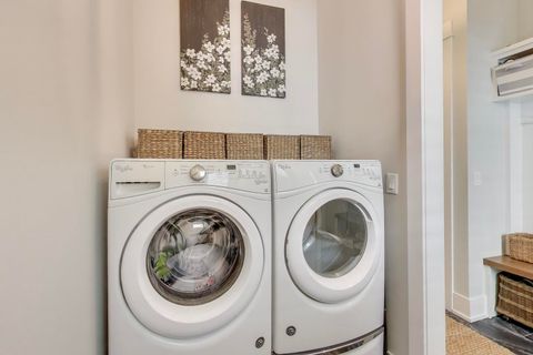 Tiny photo for 1422 Gregory Avenue, Wilmette, IL 60091 (MLS # 12493736)