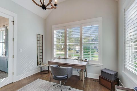 Tiny photo for 1422 Gregory Avenue, Wilmette, IL 60091 (MLS # 12493736)