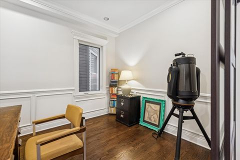 Tiny photo for 3733 W Sunnyside Avenue, Chicago, IL 60625 (MLS # 12509908)