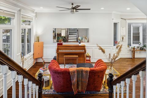 Tiny photo for 3733 W Sunnyside Avenue, Chicago, IL 60625 (MLS # 12509908)