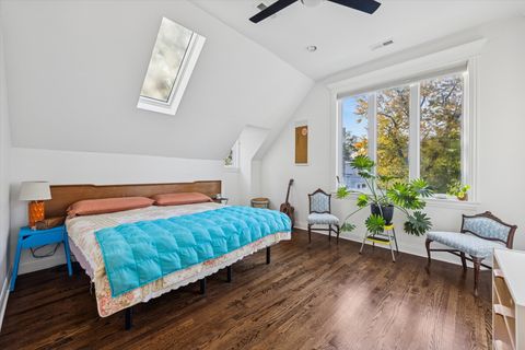 Tiny photo for 3733 W Sunnyside Avenue, Chicago, IL 60625 (MLS # 12509908)