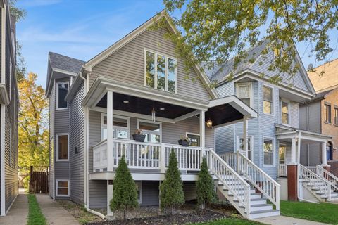 Photo of 3733 W Sunnyside Avenue, Chicago, IL 60625 (MLS # 12509908)