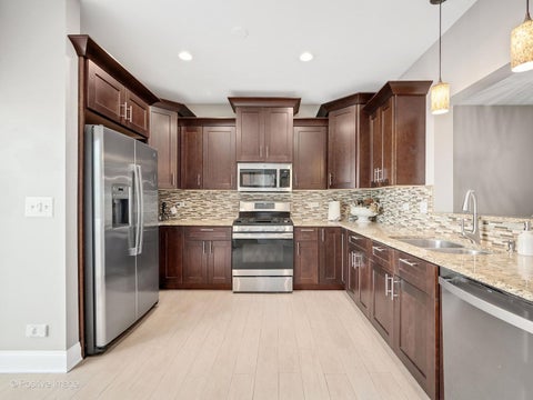 Tiny photo for 2124 W Concord Lane, Addison, IL 60101 (MLS # 12748864)