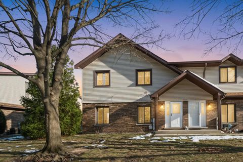 Tiny photo for 16160 Apple Lane #1, Tinley Park, IL 60487 (MLS # 12536136)