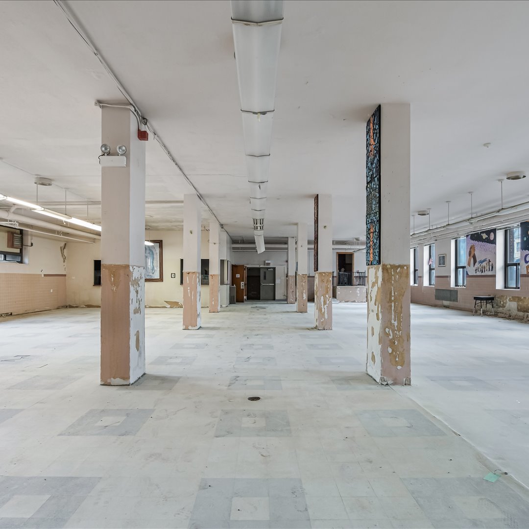 8231 S South Shore Drive SE