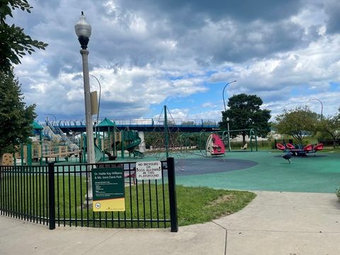 Tiny photo for 4055 S Ellis Avenue, Chicago, IL 60653 (MLS # 12492714)