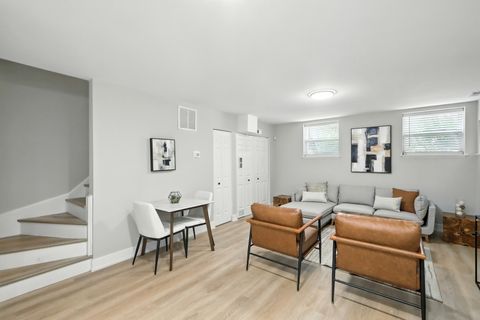 Tiny photo for 4055 S Ellis Avenue, Chicago, IL 60653 (MLS # 12492714)