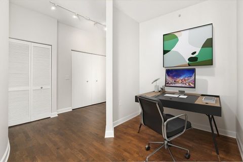 Tiny photo for 1235 S Prairie Avenue #2805, Chicago, IL 60605 (MLS # 12527597)