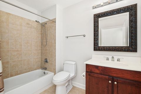 Tiny photo for 1235 S Prairie Avenue #2805, Chicago, IL 60605 (MLS # 12527597)