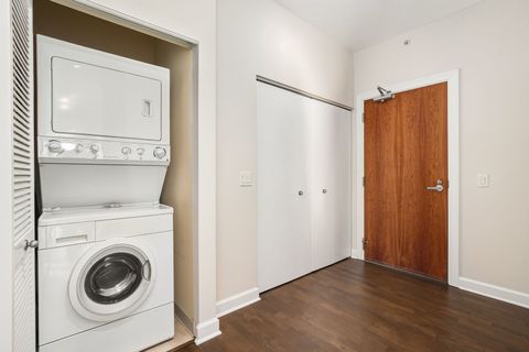 Tiny photo for 1235 S Prairie Avenue #2805, Chicago, IL 60605 (MLS # 12527597)