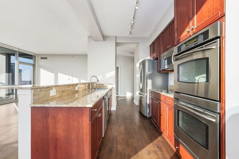 Tiny photo for 1235 S Prairie Avenue #2805, Chicago, IL 60605 (MLS # 12527597)