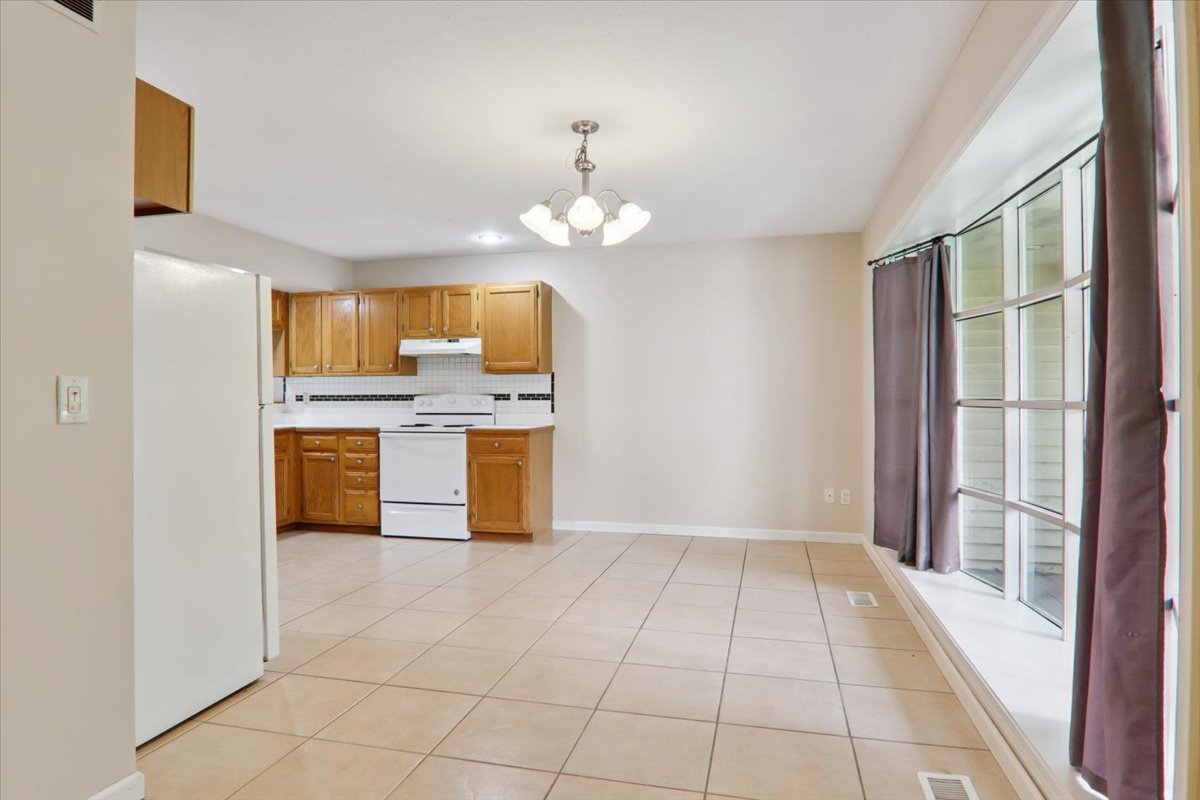 8633 Oakmont Road