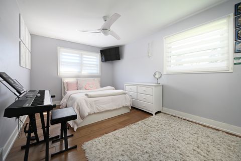 Tiny photo for 143 N CIRCLE Avenue, Bloomingdale, IL 60108 (MLS # 12629342)
